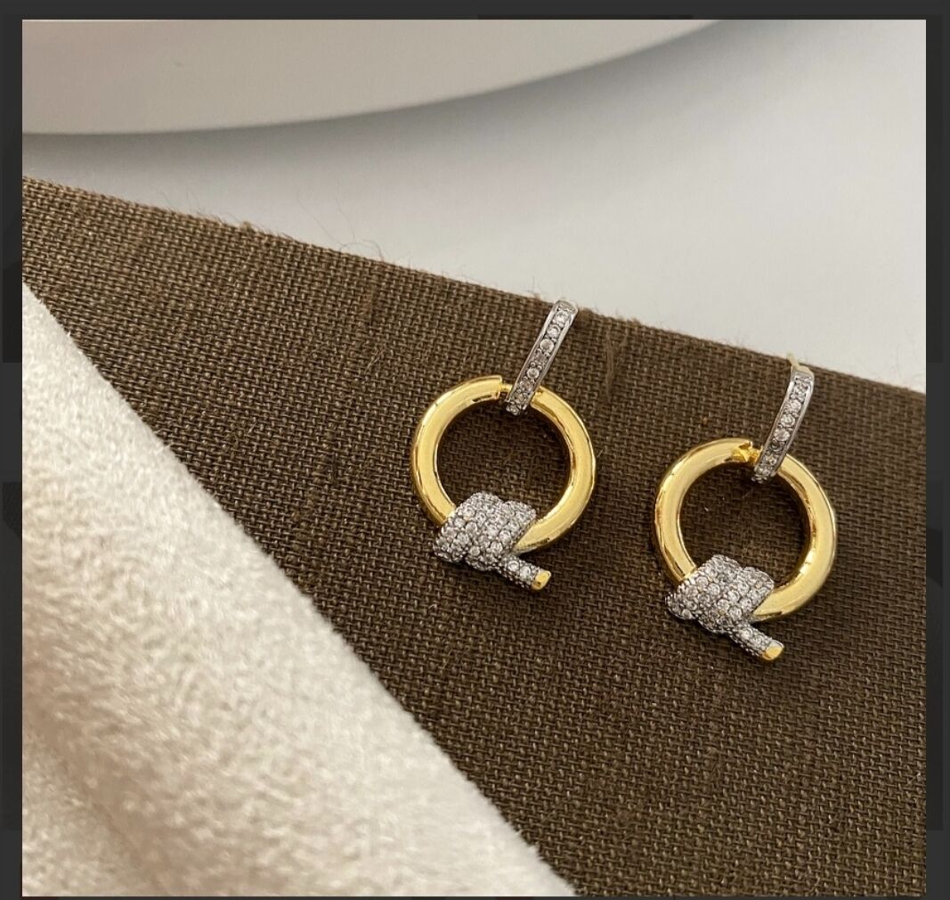 Zirkon Taşlı Gold Halka Küpe