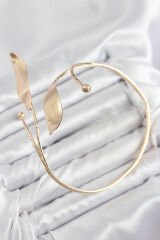 Pirinç Yaprak Model Gold Renk Kadın Pazu Bileklik