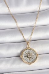 316L Çelik Gold Renk Zirkon Taşlı Pusula Model Kadın Kolye