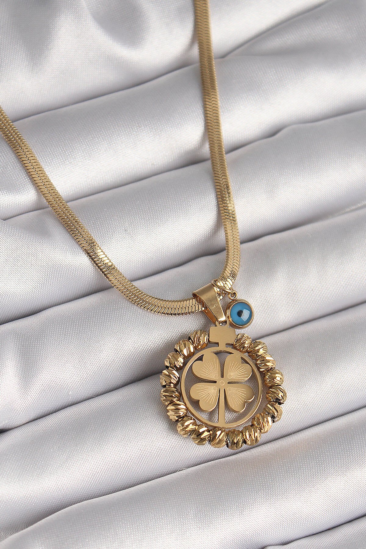 316L Çelik Gold Renk İtalyan Zincir Dorika Yonca Model Nazar Boncuk Detay Kadın Kolye