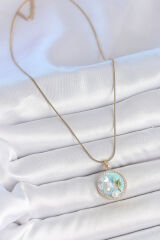 316L Çelik Gold Renk Zincir Zirkon Taş Detaylı Mavi Mineli Çiçek İşlemeli İnci Detay Kadın Kolye