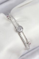 Pirinç Zirkon Taşlı Pırlanta Model Gümüş Renk Kadın Bileklik