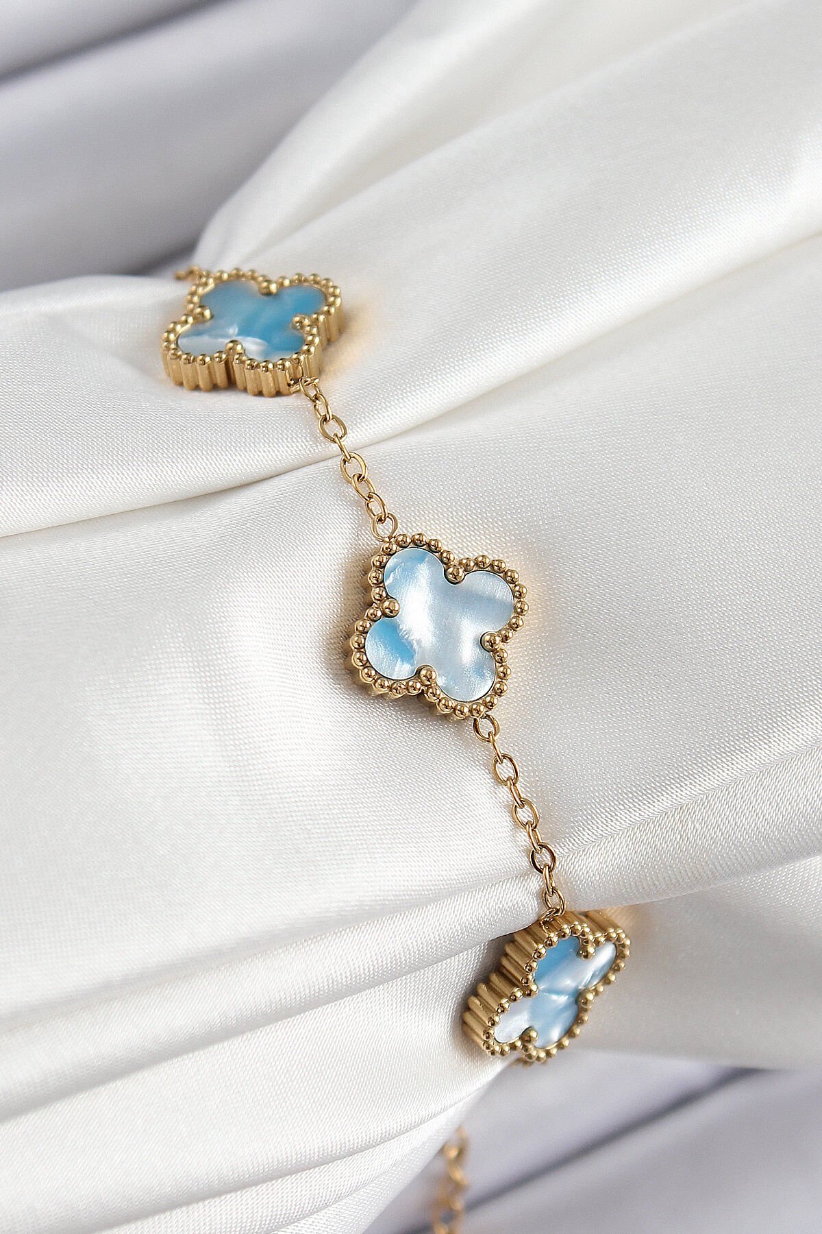 316L Çelik Mavi Sedef Yonca Model Gold Renk Kadın Bileklik