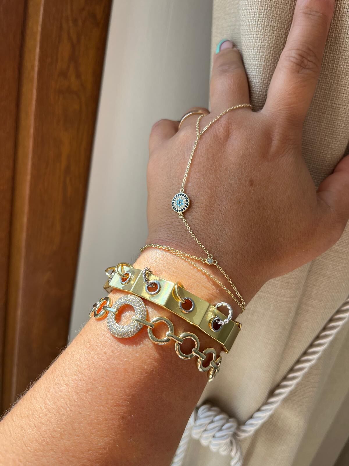 14k Altın Renginde Rainbow Model Kelepçe Bileklik