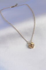 316L Çelik Gold Renk Açılır Yonca Model Zirkon Taşlı Kadın Kolye