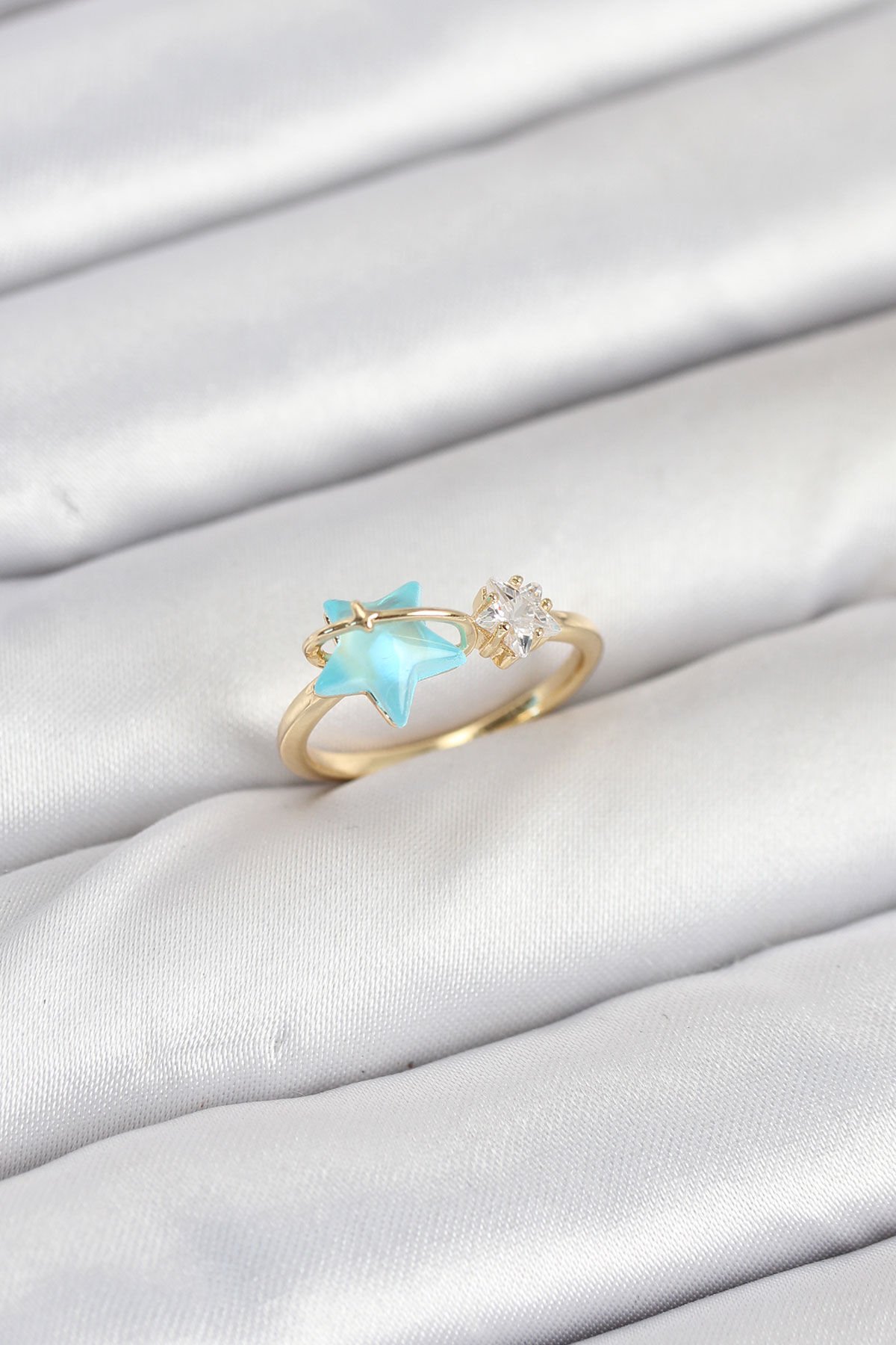 Pirinç Gold Renk Mavi Yıldızlı Model Kadın Yüzük