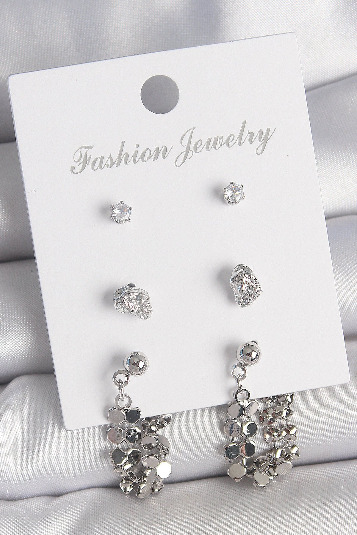 Pirinç Gümüş Renk Zirkon Taşlı Pullu Sallantılı Model 3 Çift Kadın Küpe Seti