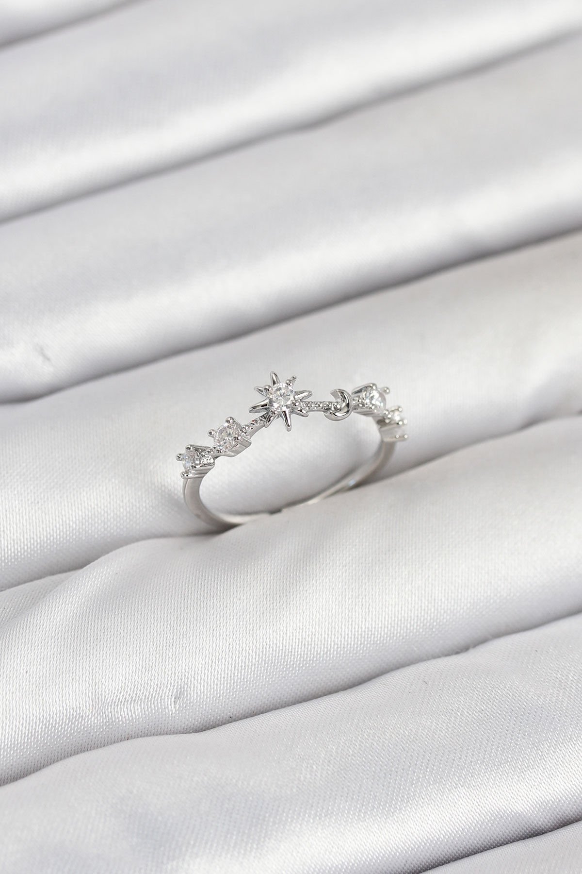 Pirinç Gümüş Renk Manifest Kadın Yüzük