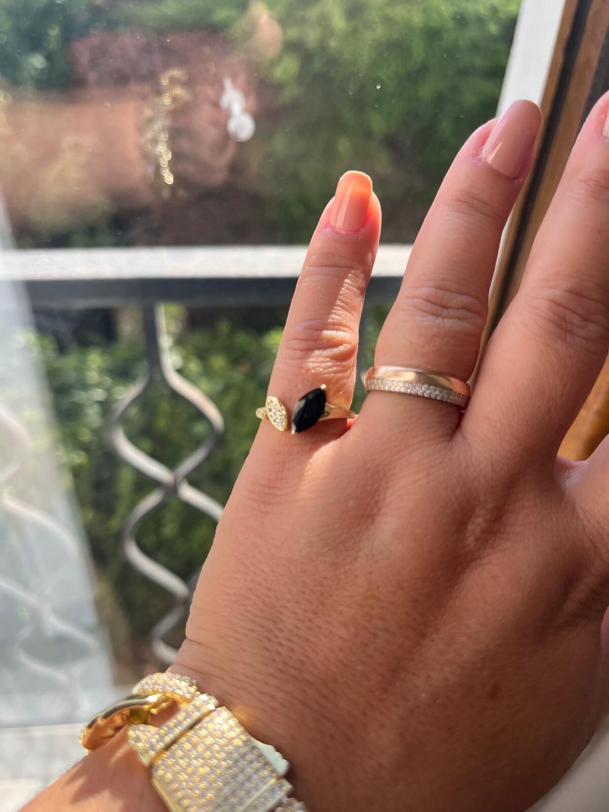 XUPİNG Oval Siyah Taşlı Yüzük