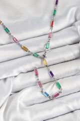 Pirinç Renkli Zirkon Taşlı Dikdörtgen Model Gümüş Renk Kadın Y Kolye