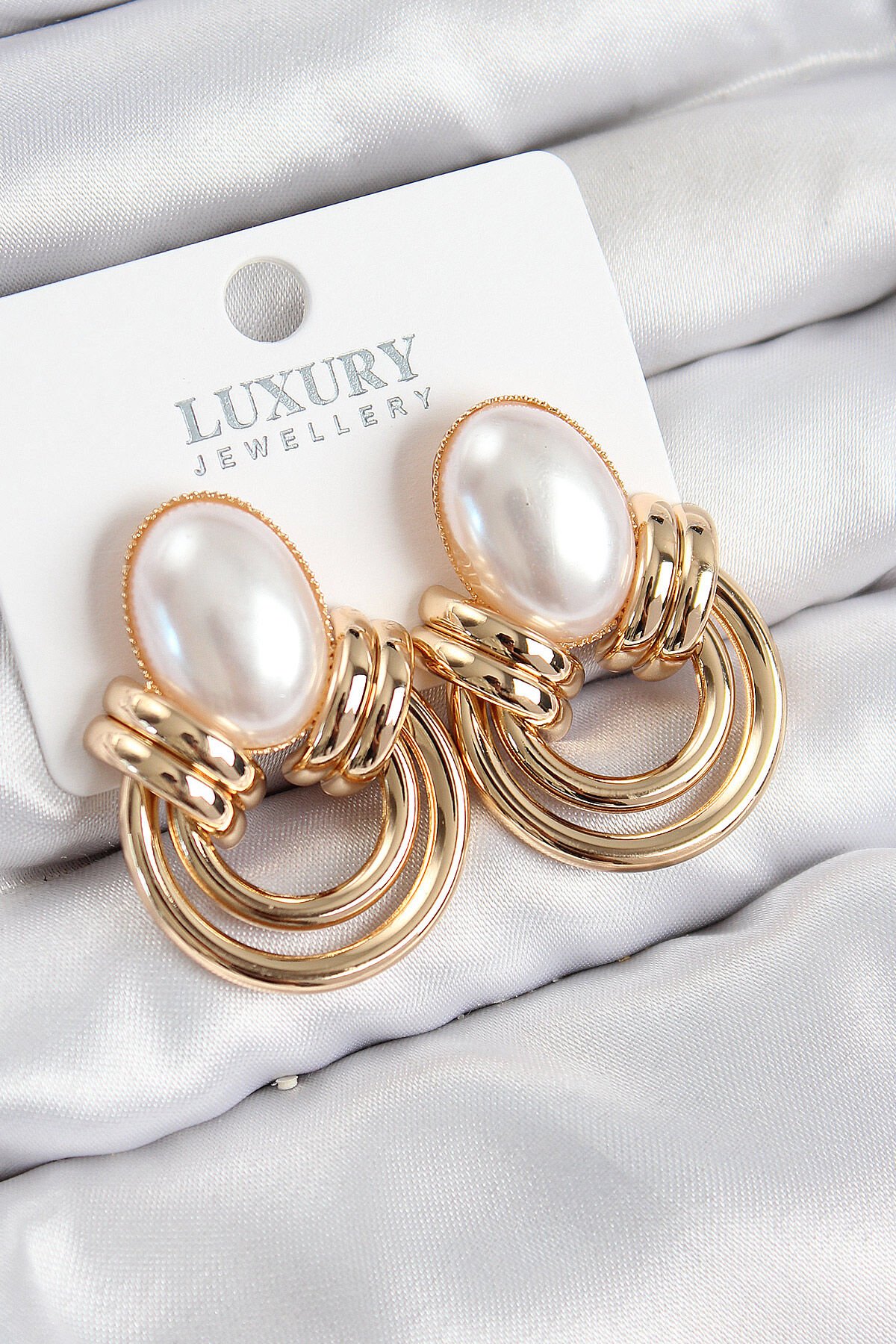 Pirinç İnci Detaylı Vintage Model Gold Renk Kadın Küpe