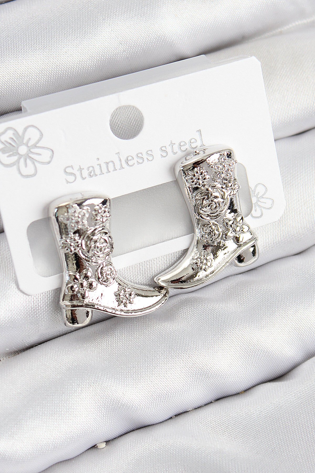 Pirinç Çizme Model Gümüş Renk Kadın Küpe