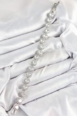 Pirinç Zirkon Taşlı Daire Baget Model Gümüş Renk VIP Seri Kadın Bileklik