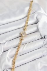 Pirinç Zirkon Taşlı Yonca Model Gold Renk Kadın Bileklik