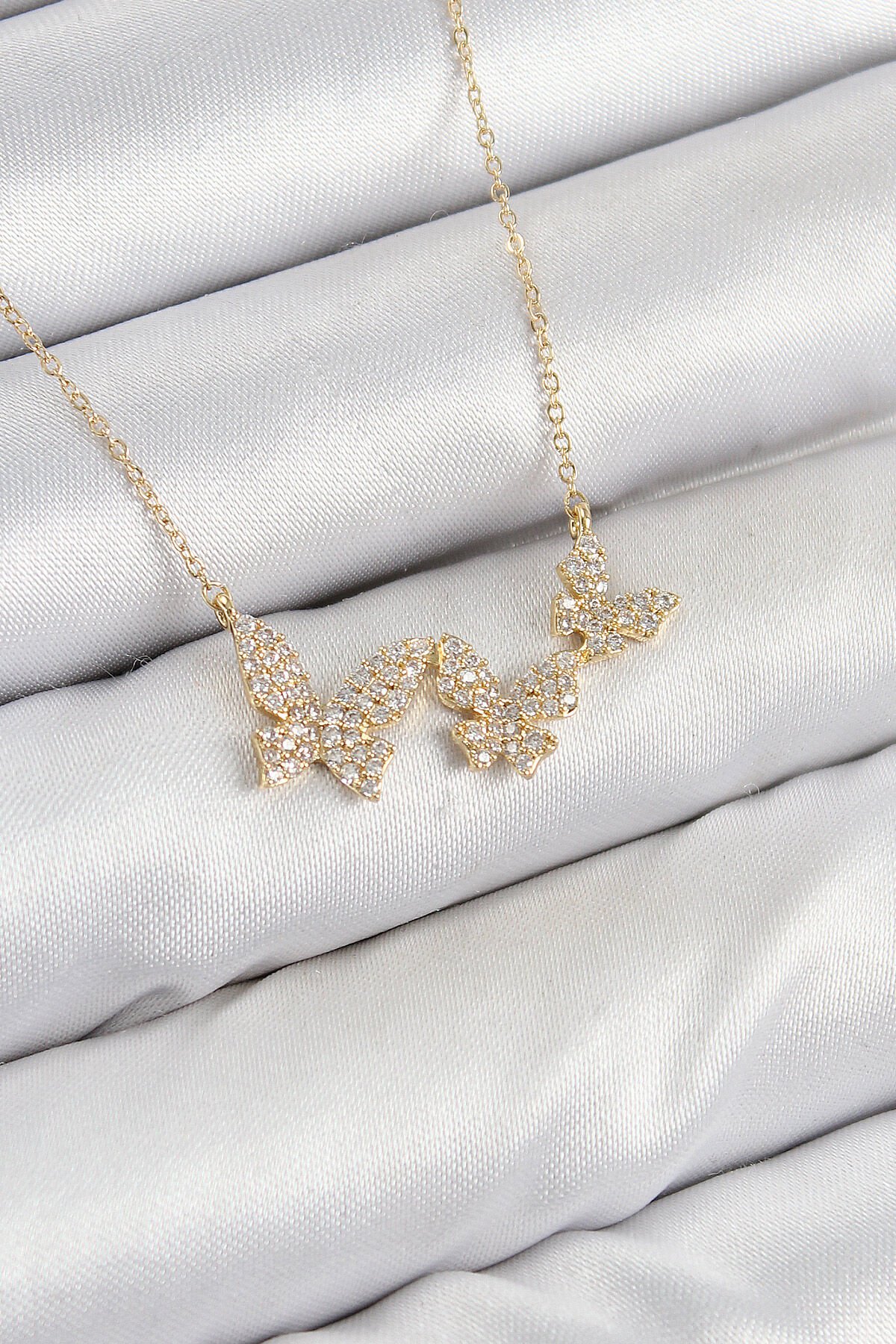 Pirinç Zirkon Taşlı Kelebek Model Gold Renk Kadın Kolye