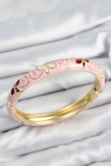 Mineli Pirinç Pembe Çiçek Motifli Gold Kadın Kelepçe
