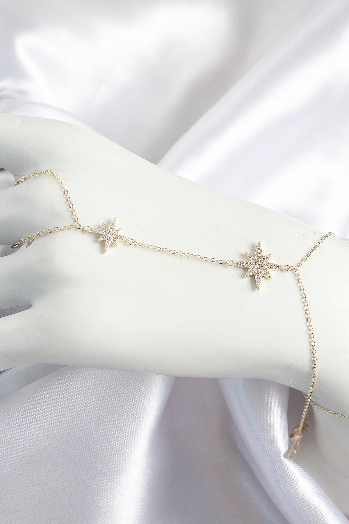 Pirinç Zirkon Taşlı Kutup Yıldızı Model Gold Renk Kadın Şahmeran