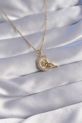 316L Çelik Zincir Gold Renk Peri Figürlü Zirkon Taşlı Ay Tasarımlı Kolye