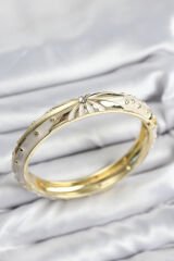 Mineli Pirinç Zirkon Taşlı Bej Desen Motifli Gold Kadın Kelepçe