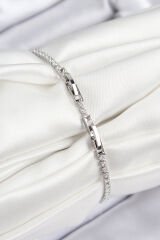 Pirinç Zirkon Taşlı Sonsuzluk Kalp Model Gümüş Renk Kadın Bileklik