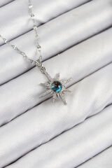 316L Çelik Zirkon Taşlı Kutup Yıldızı Model Gümüş Renk Kadın Kolye