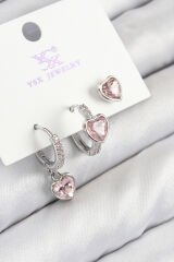 Pirinç Zirkon Taşlı 3'lü Pembe Kalp Model Gümüş Renk Kadın Küpe