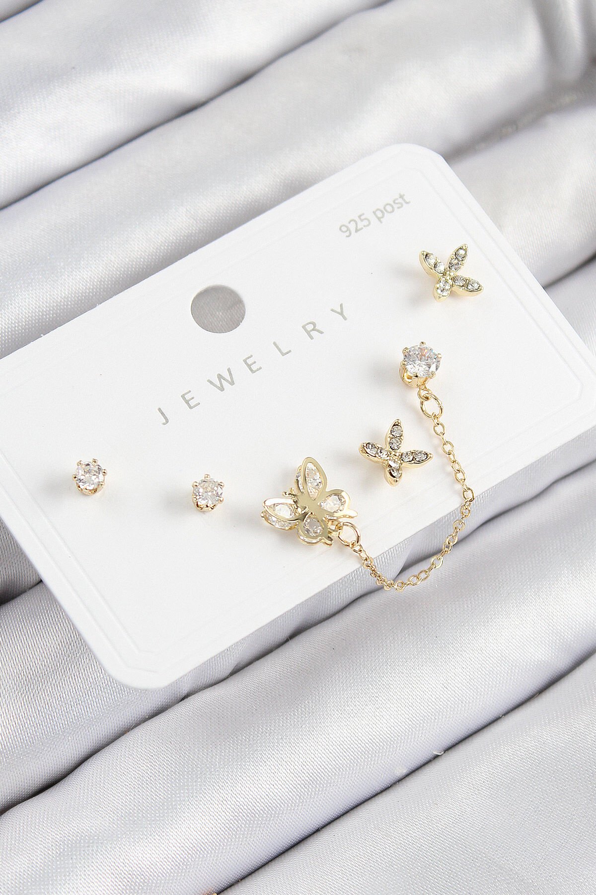 Pirinç Zirkon Taşlı Kelebek Model Gold Renk 925 Ayar Gümüş Çivi Kadın Küpe Set