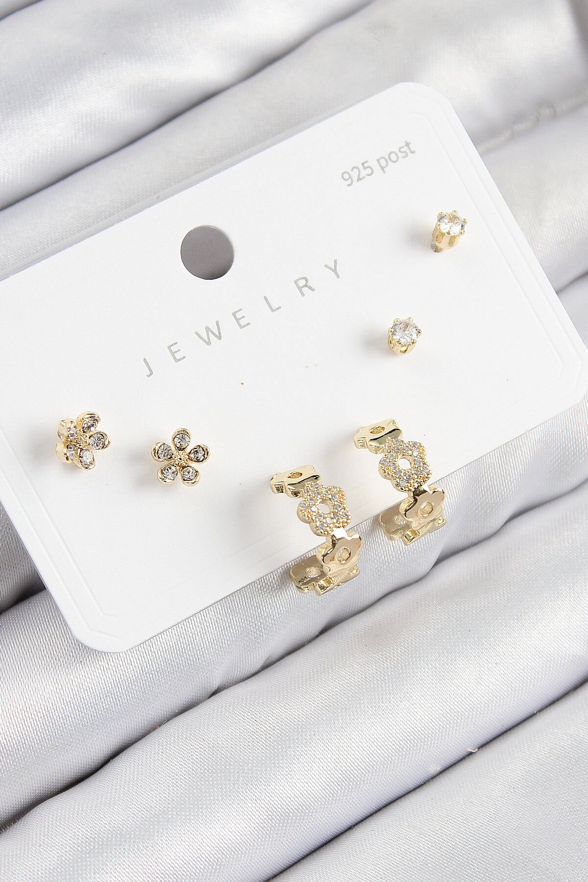 Pirinç Zirkon Taşlı Halka Model Gold Renk 925 Ayar Gümüş Çivi Kadın Küpe Set