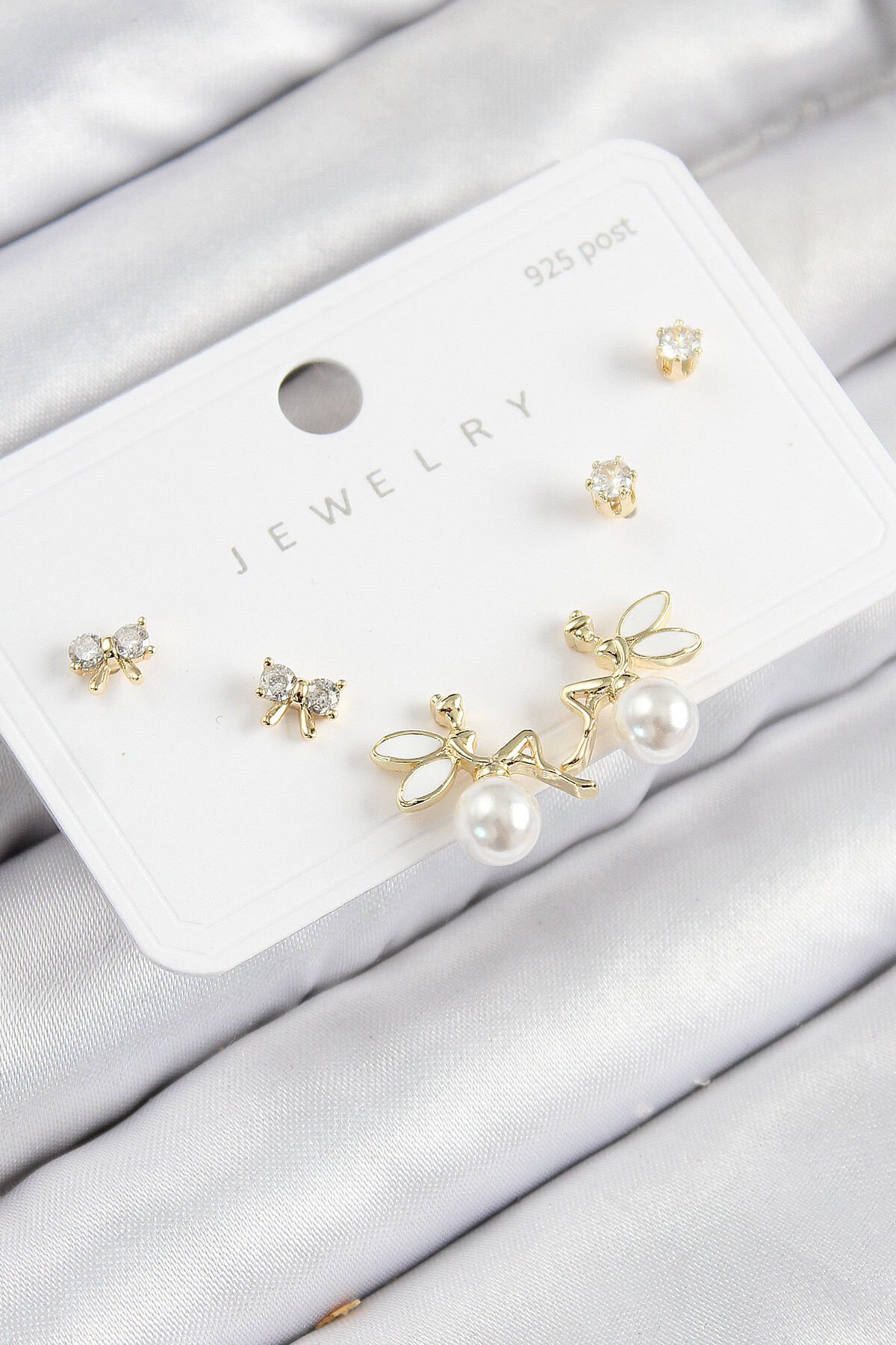 Pirinç Zirkon Taşlı İnci Melek Model Gold Renk 925 Ayar Gümüş Çivi Kadın Küpe Set