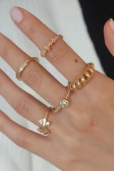 Gold Renk Sarmal Zirkon Taş Detay Kadın Yüzük Kombini