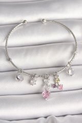 Pirinç Gümüş Renk Sallantı Zirkon Taşlı Kalp Figür Charm Kadın Bileklik